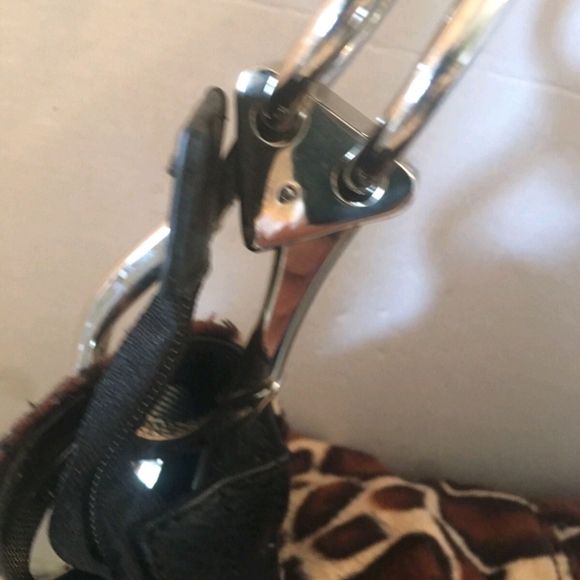 ANIMAL PRINT shoulder Bag - Picture 4 of 9